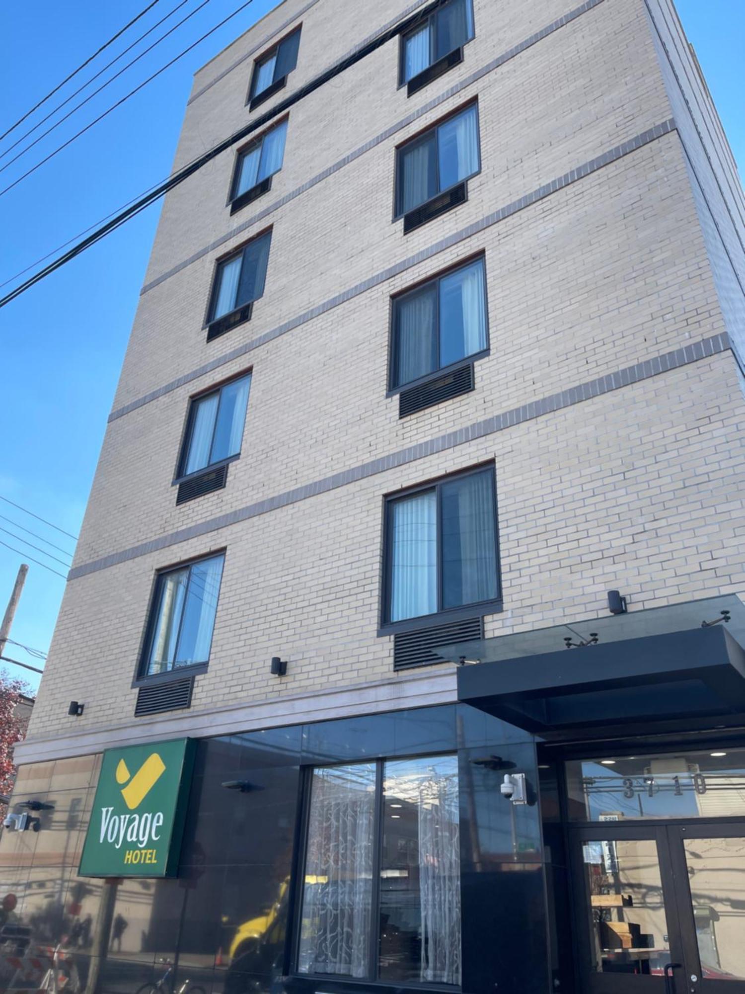 Voyage Hotel New York Bagian luar foto