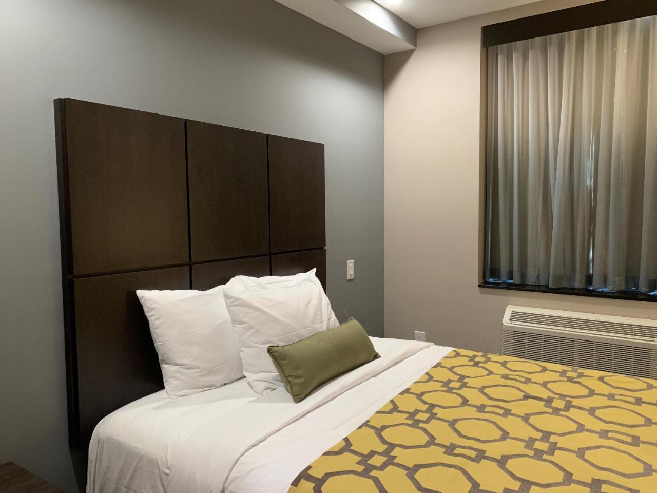 Voyage Hotel New York Bagian luar foto